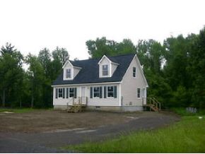 8 N BAKER ST (Pvt)