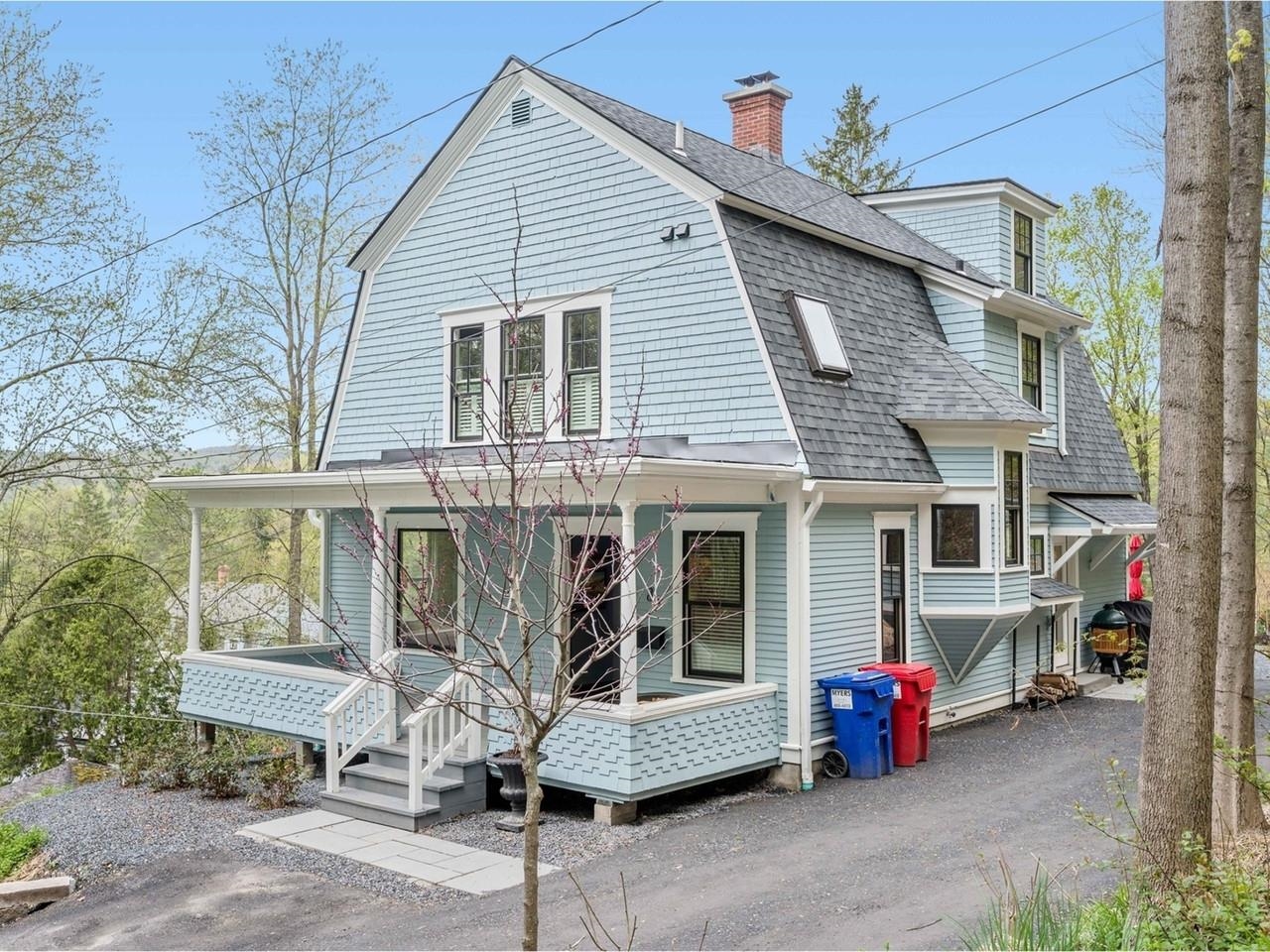 8 Richardson Street