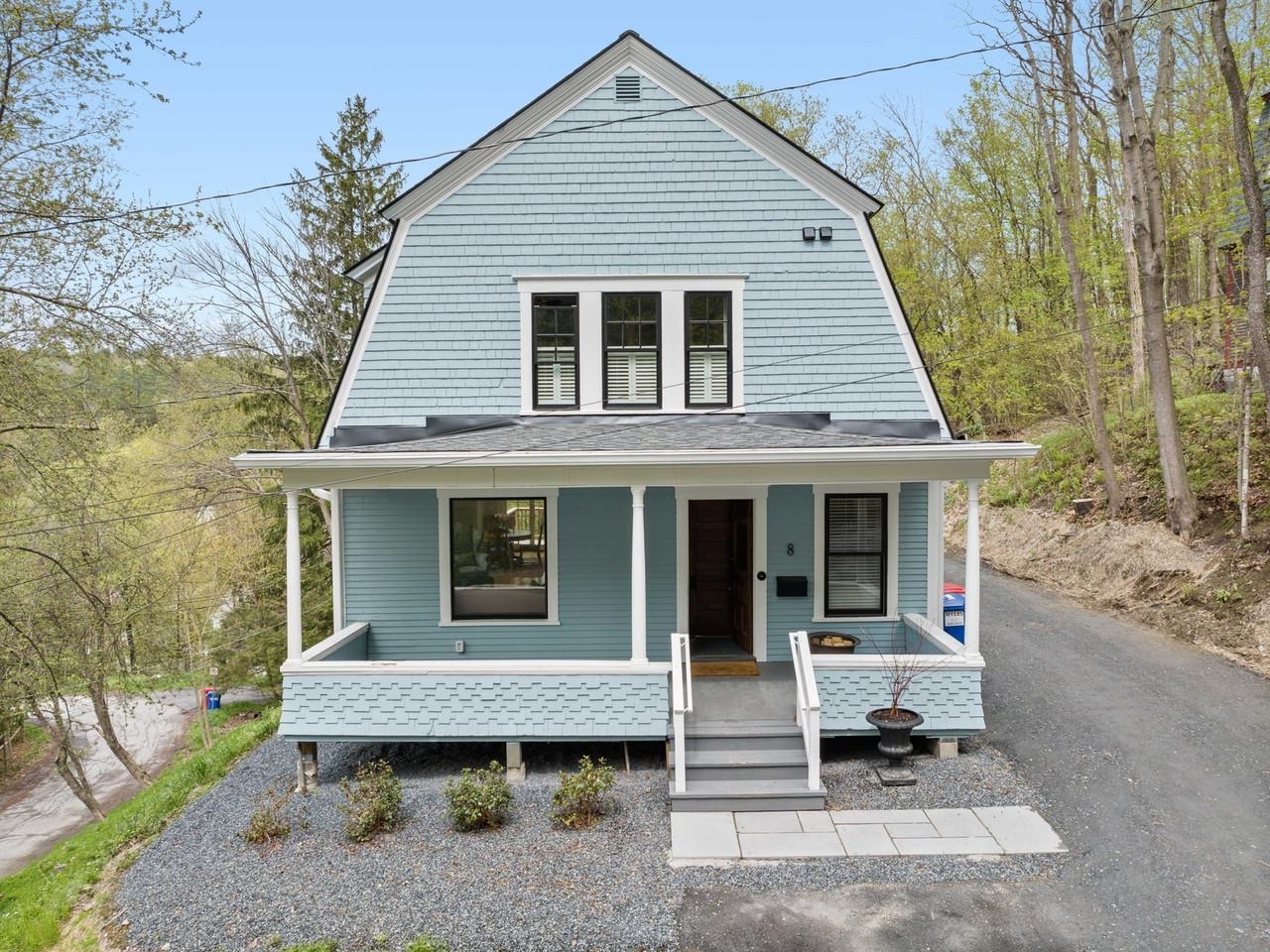 8 Richardson Street
