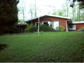 8 Summit Road