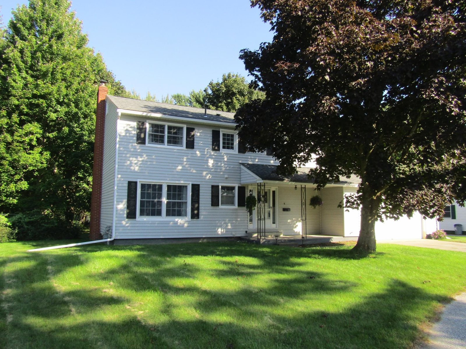 8 Taylor Drive