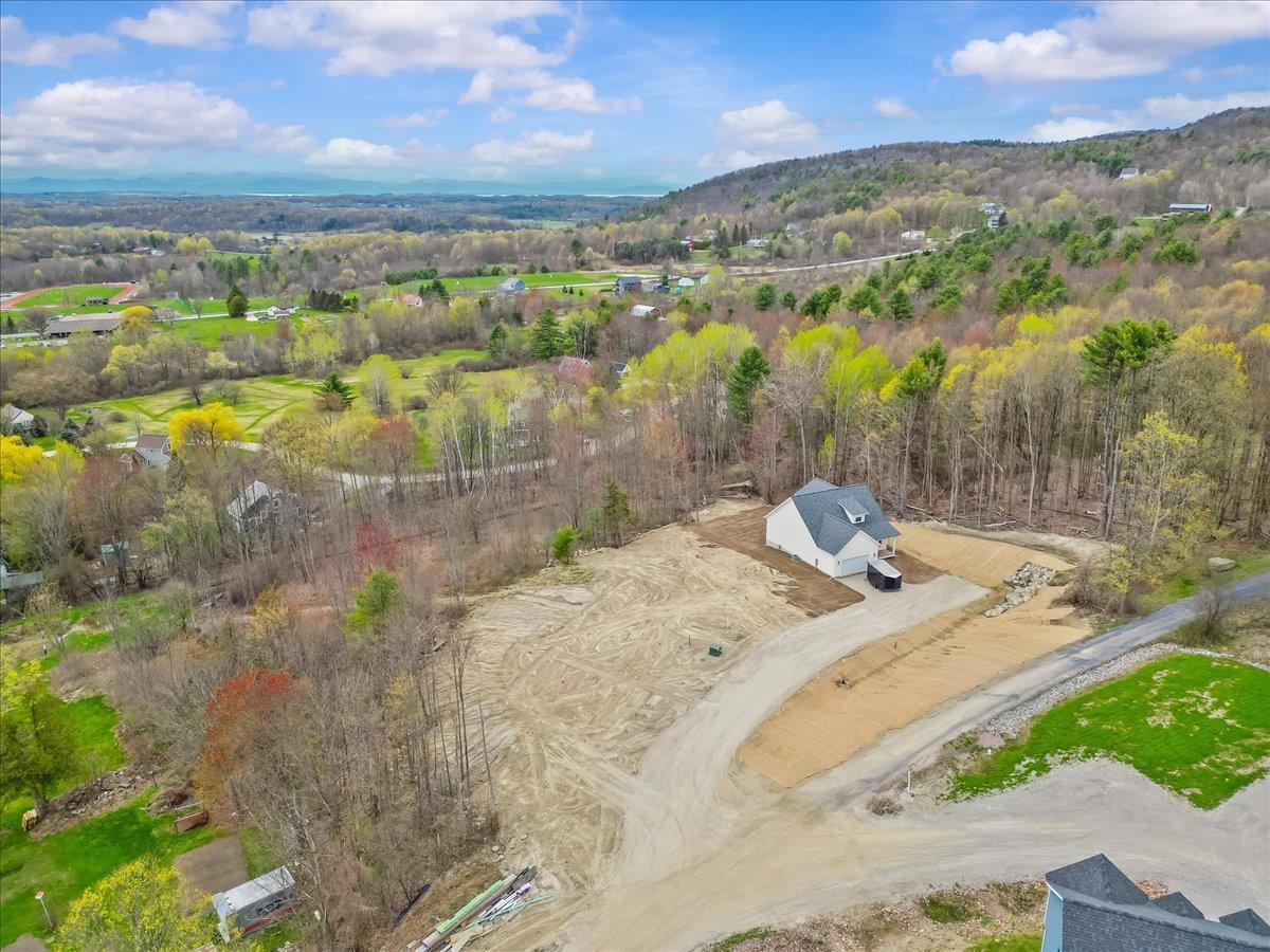 8 Theresa Way, Hinesburg