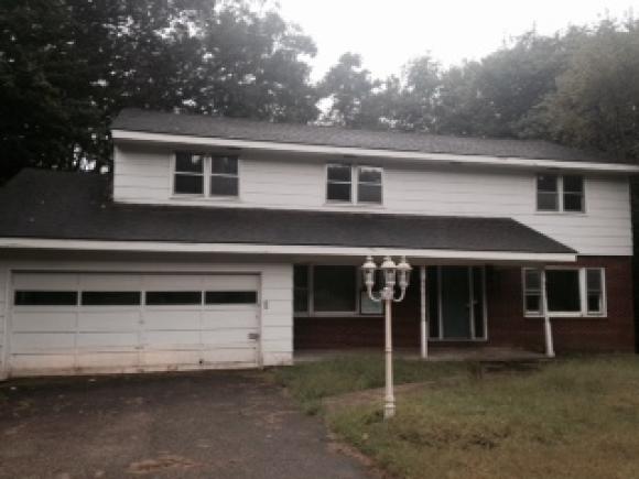 8 Valleyview Drive