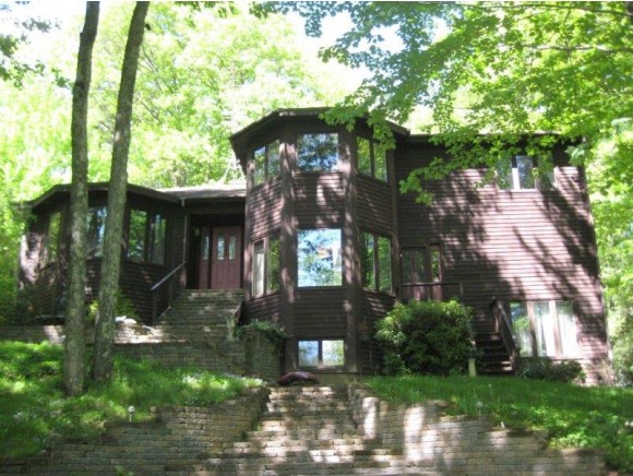 8 Windridge Road