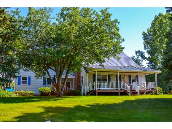 8 Woods End Drive