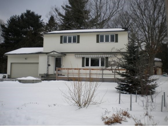 80 Black Lantern Lane