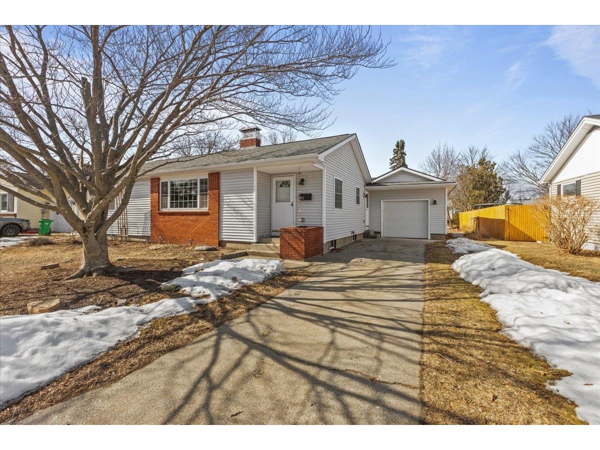 80 Cross Parkway, Burlington