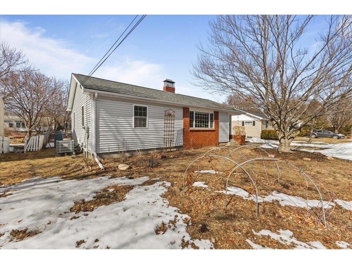 80 Cross Parkway