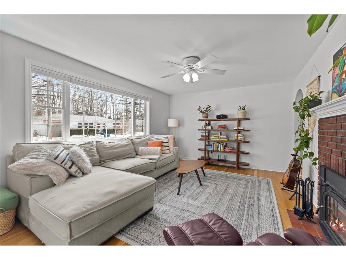 80 Cross Parkway