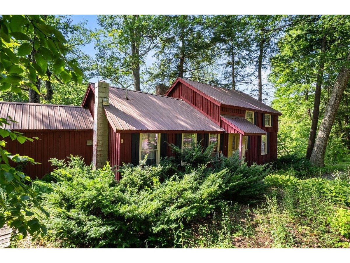 80 Grassy Brook Road