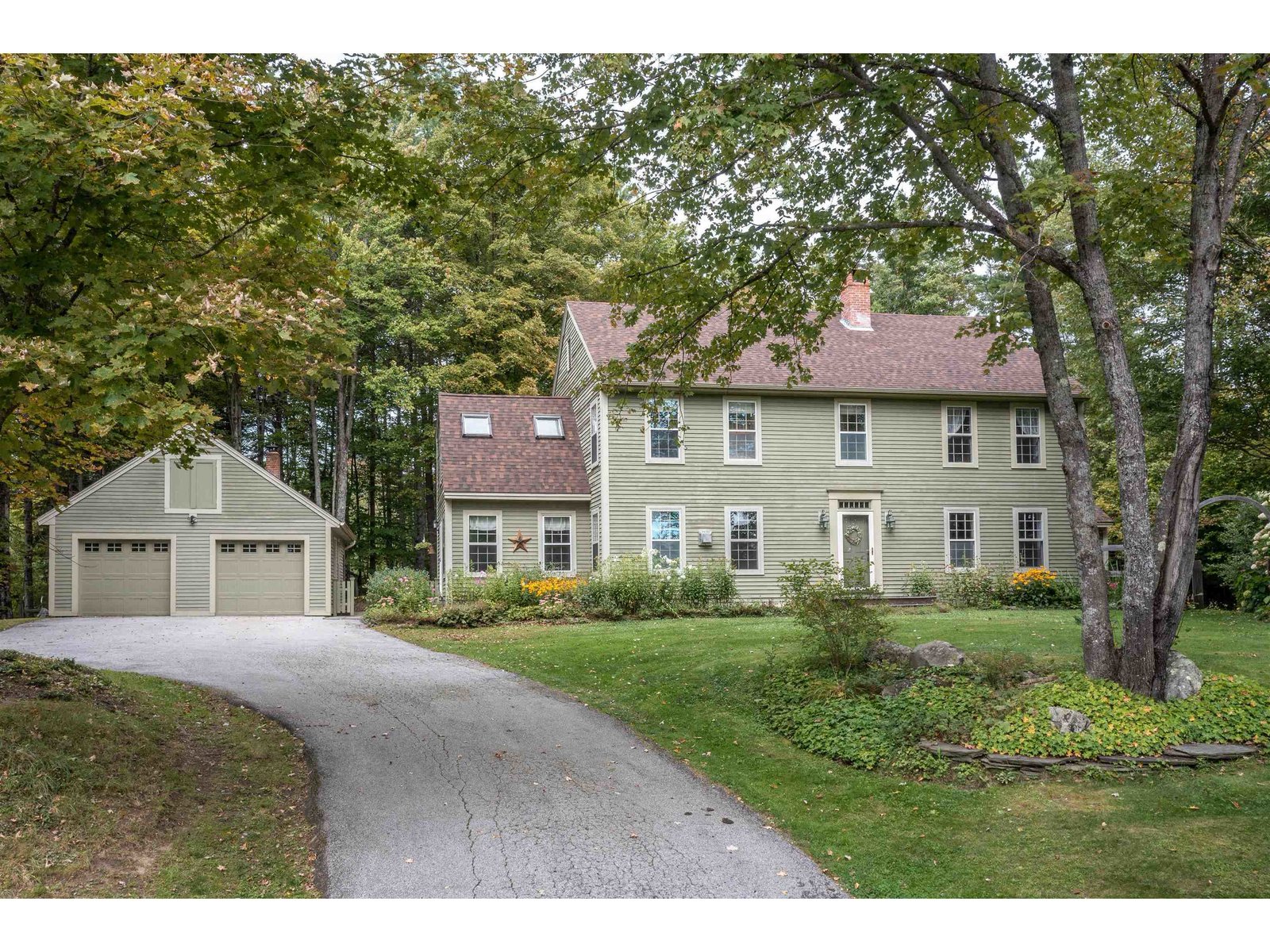80 Ledgewood Terrace