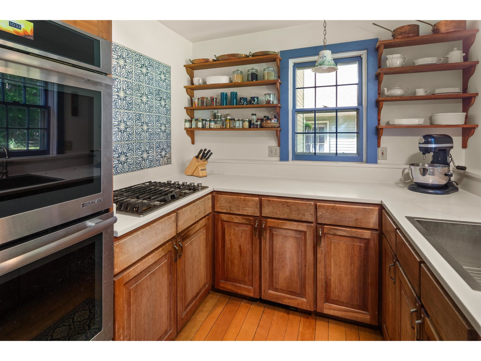 80 Ledgewood Terrace
