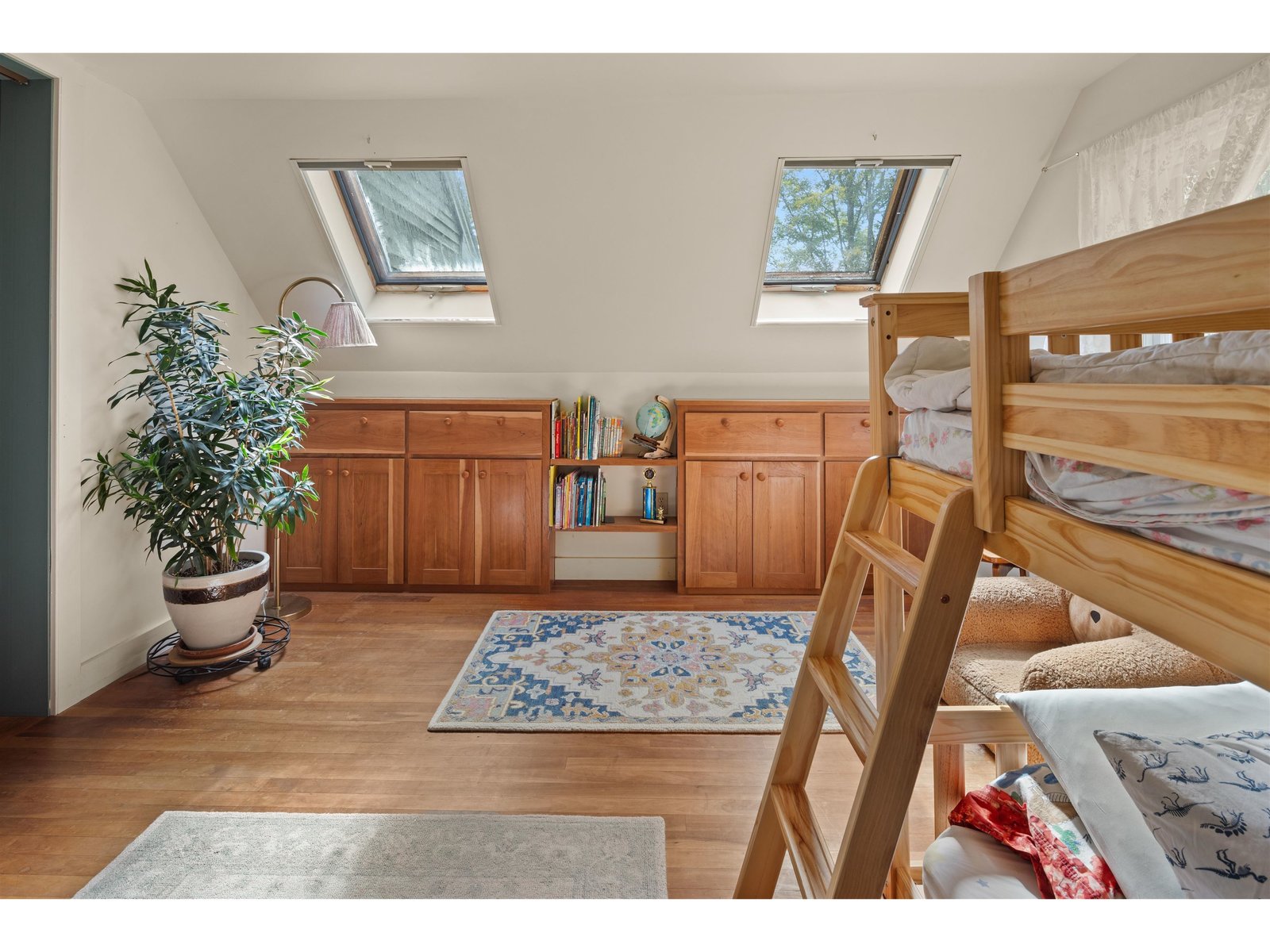 80 Ledgewood Terrace