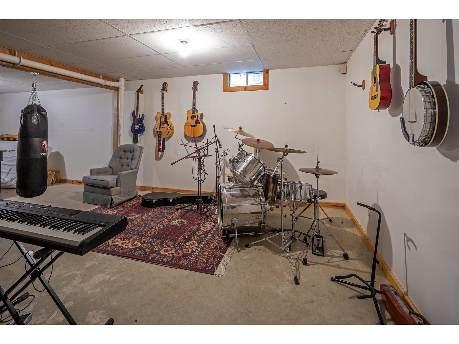 80 Ledgewood Terrace