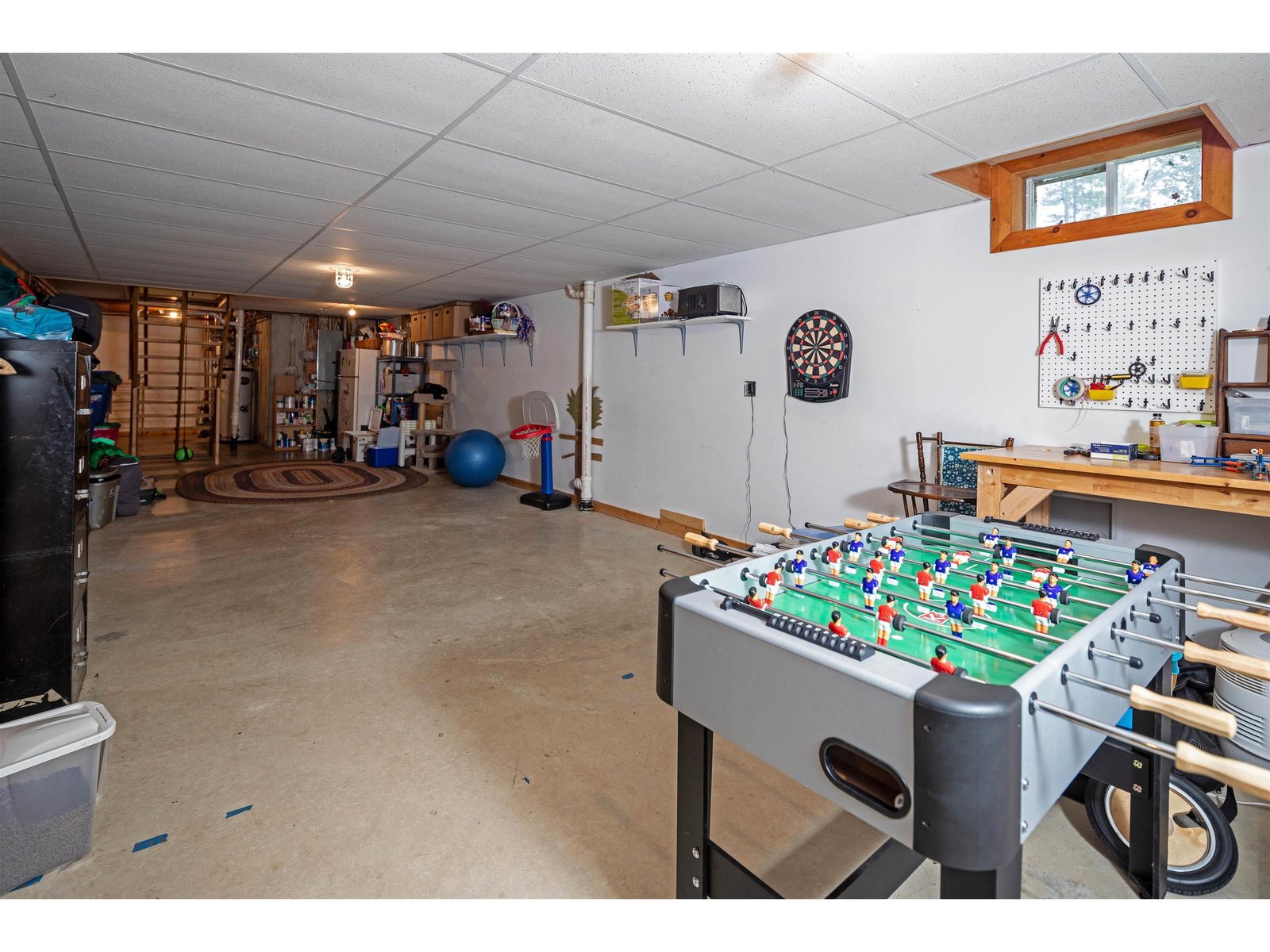 80 Ledgewood Terrace