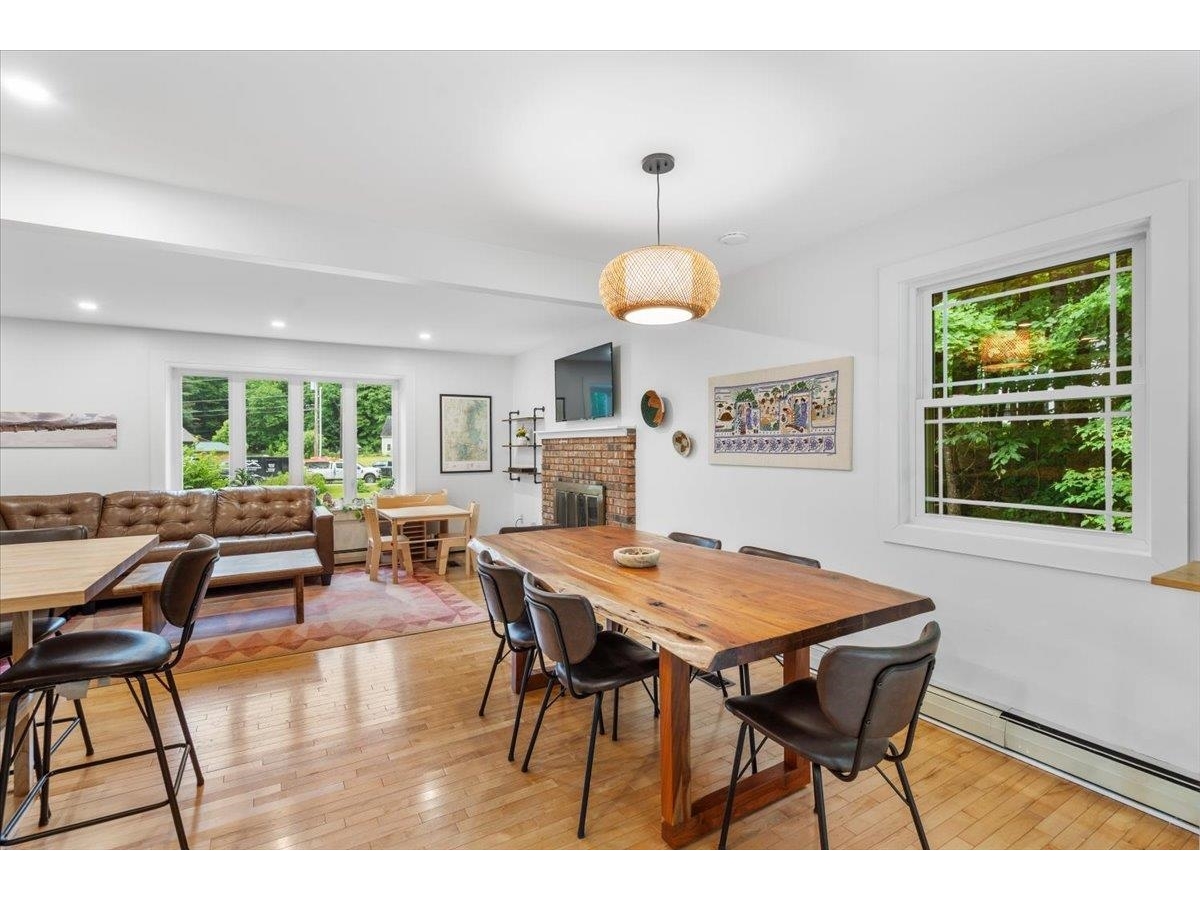 80 Phoenix Circle