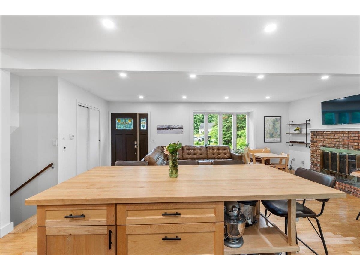 80 Phoenix Circle
