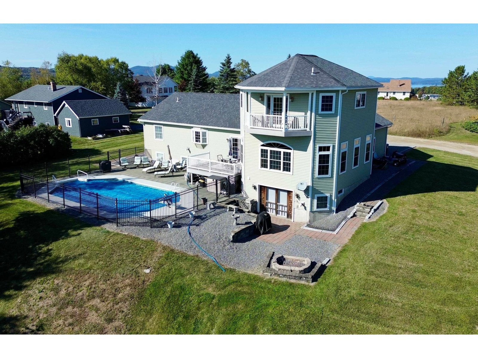 80 Roberge Street