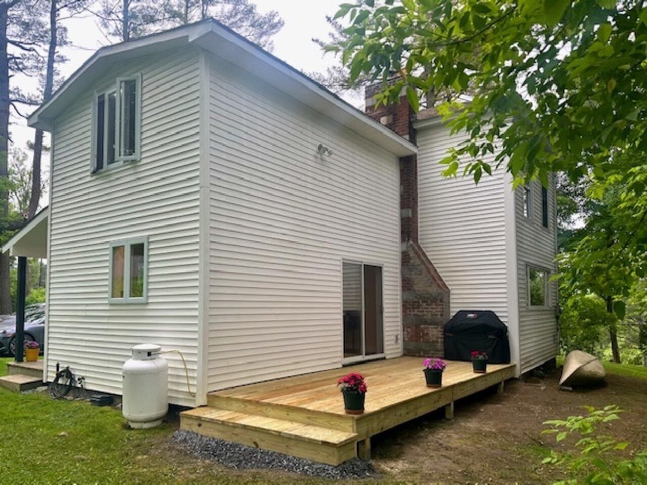 Newly constructed deck!