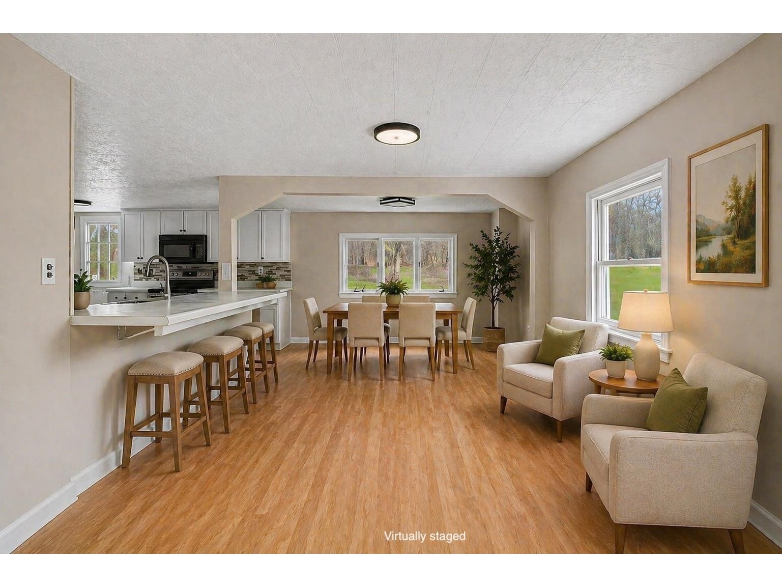 Main Level Dining/Sitting Area (Virtually Staged)