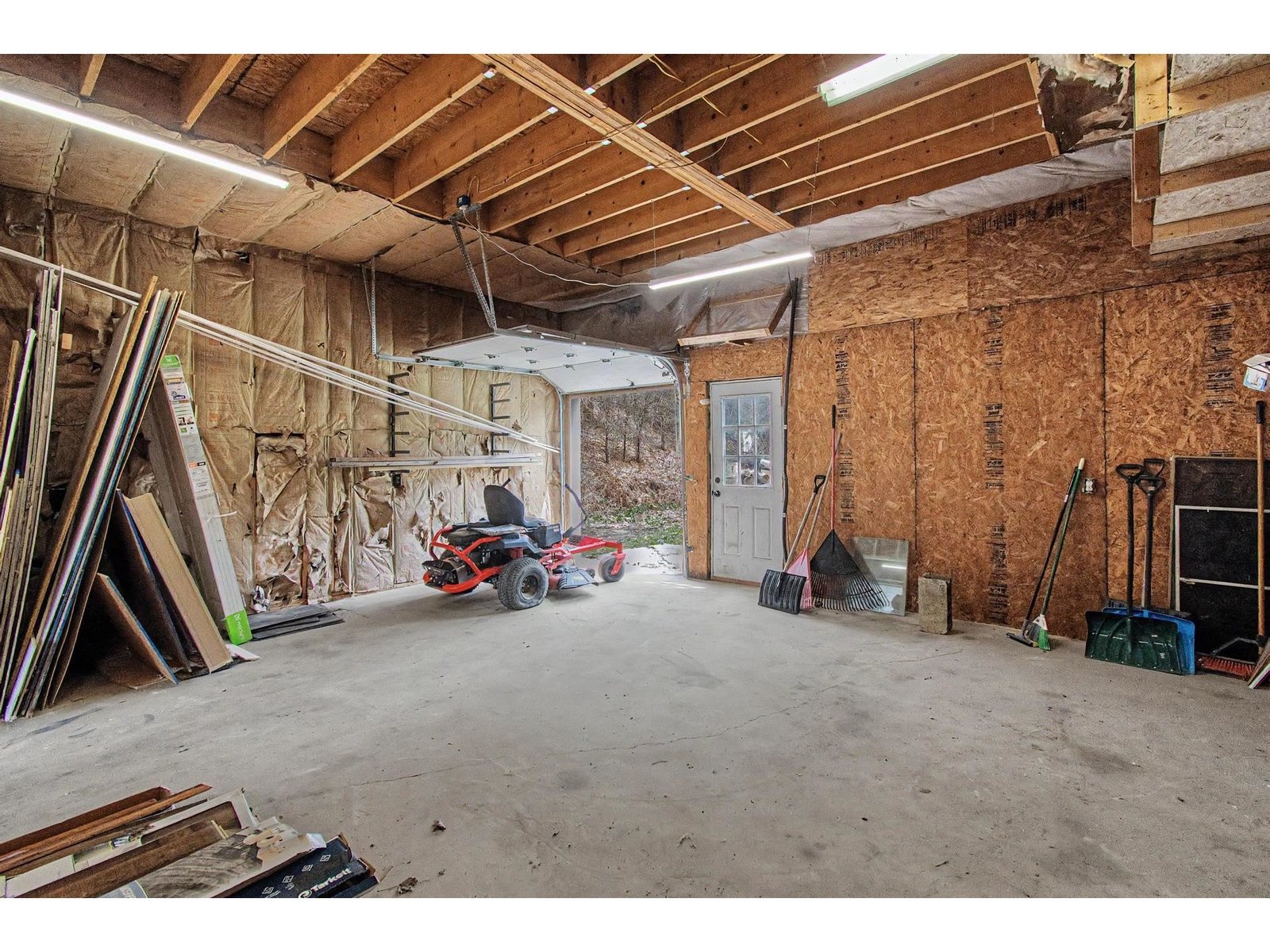 Garage (Back)