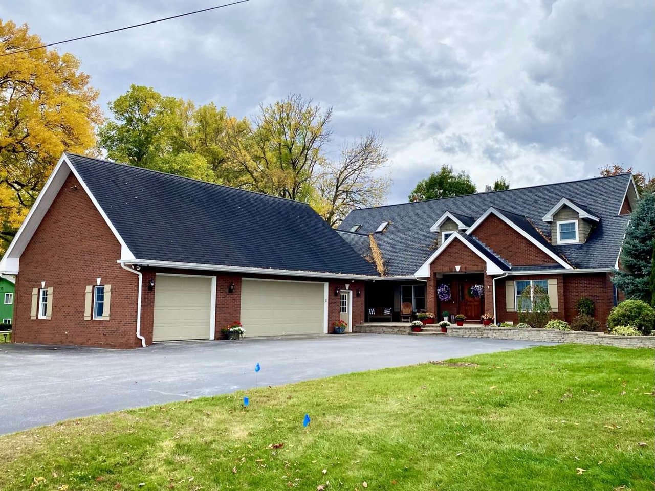 800 Maquam Shore Road