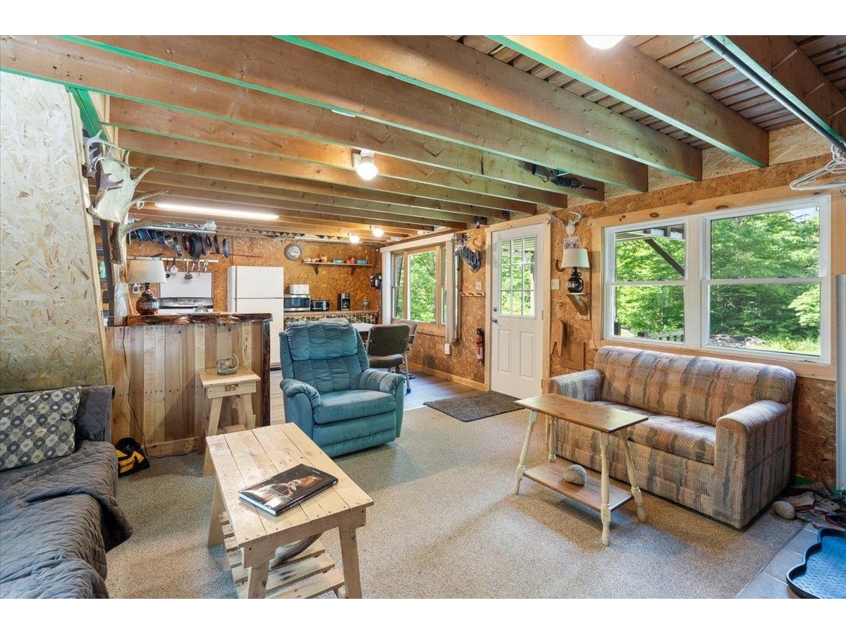 801 Deep Gibou Road