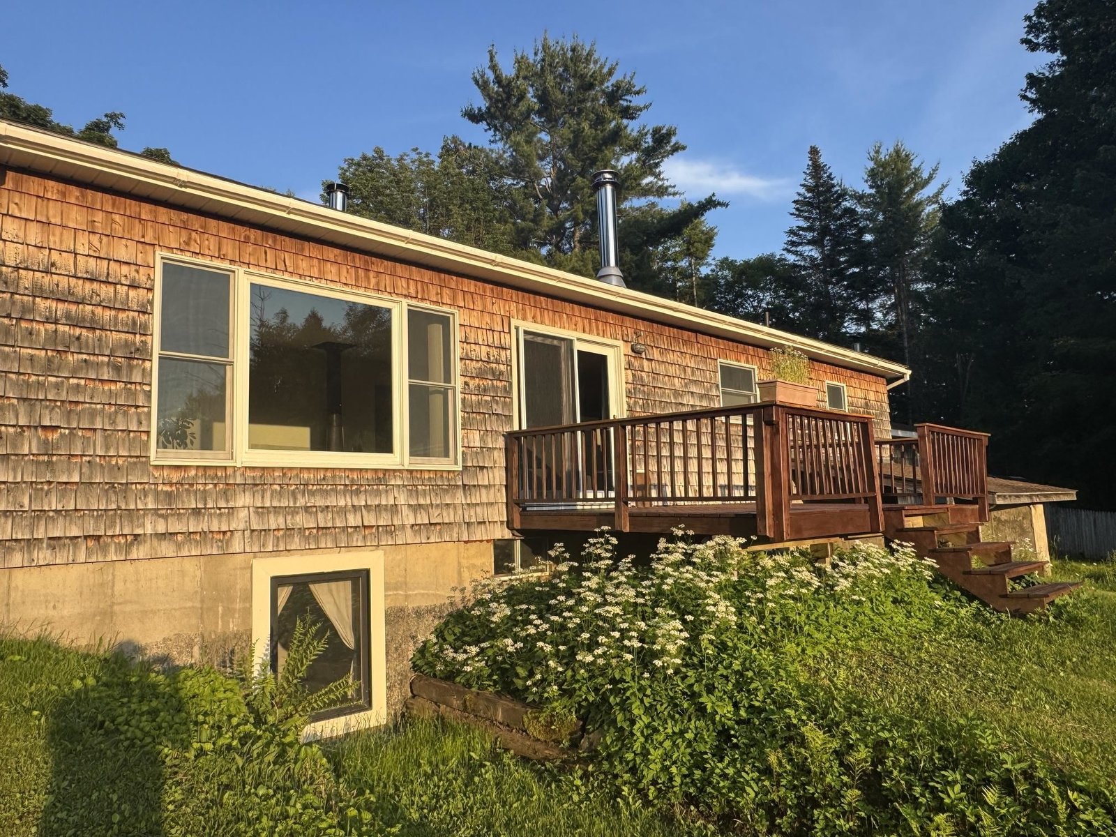 806 Maple Hill Road