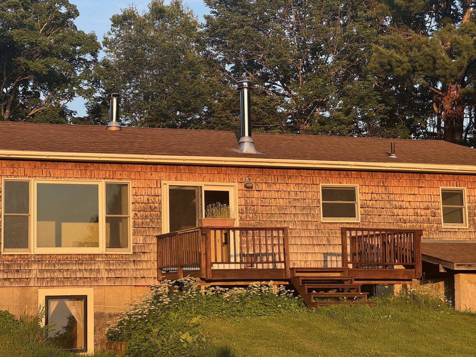 806 Maple Hill Road