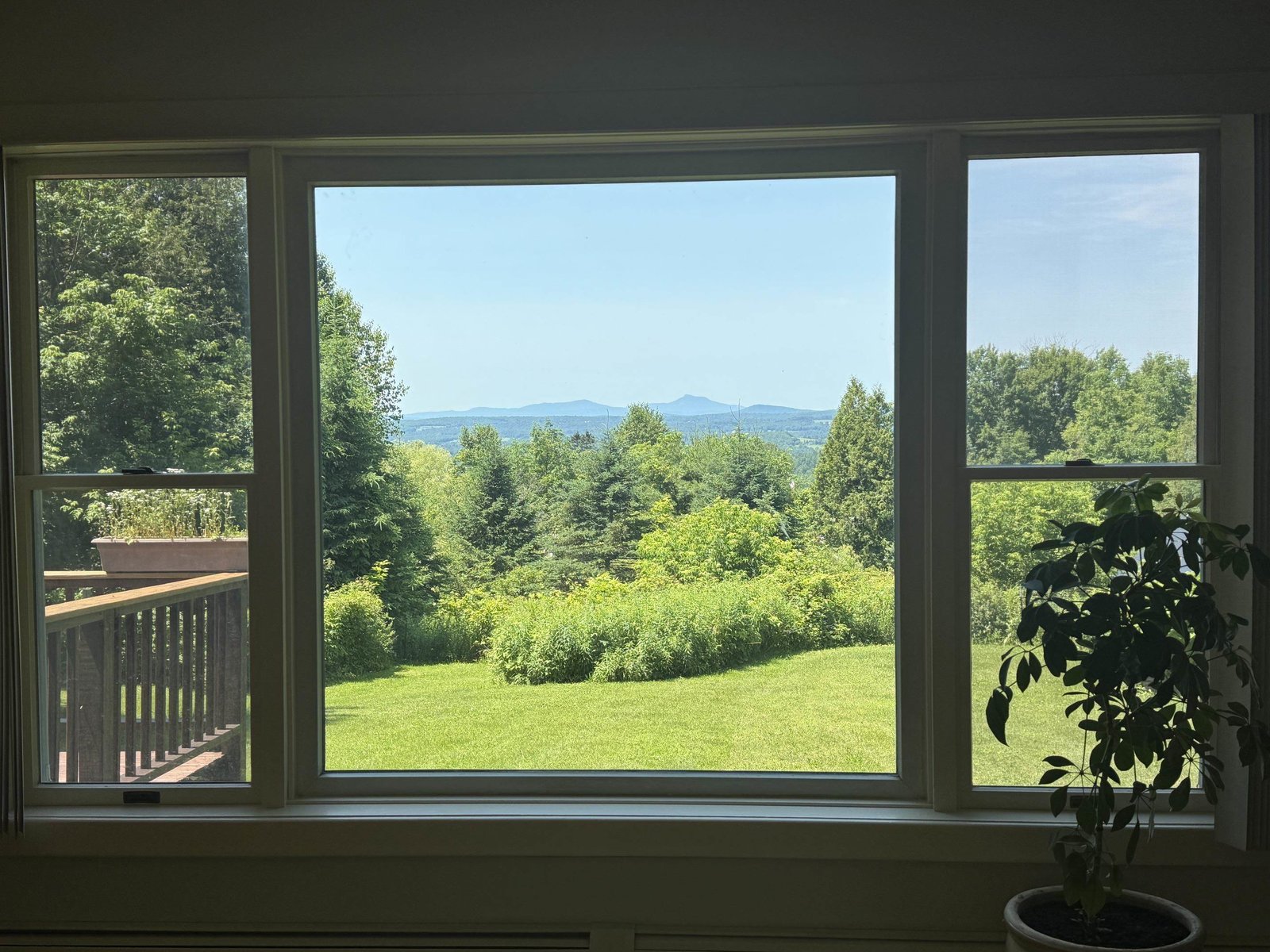 806 Maple Hill Road