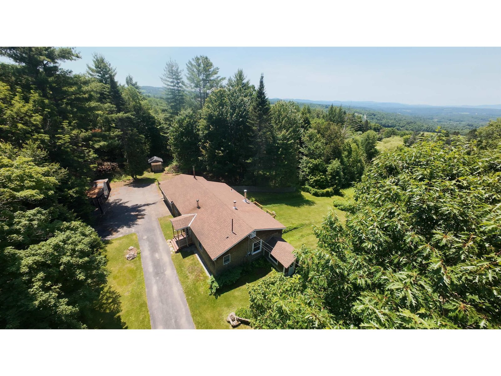 806 Maple Hill Road
