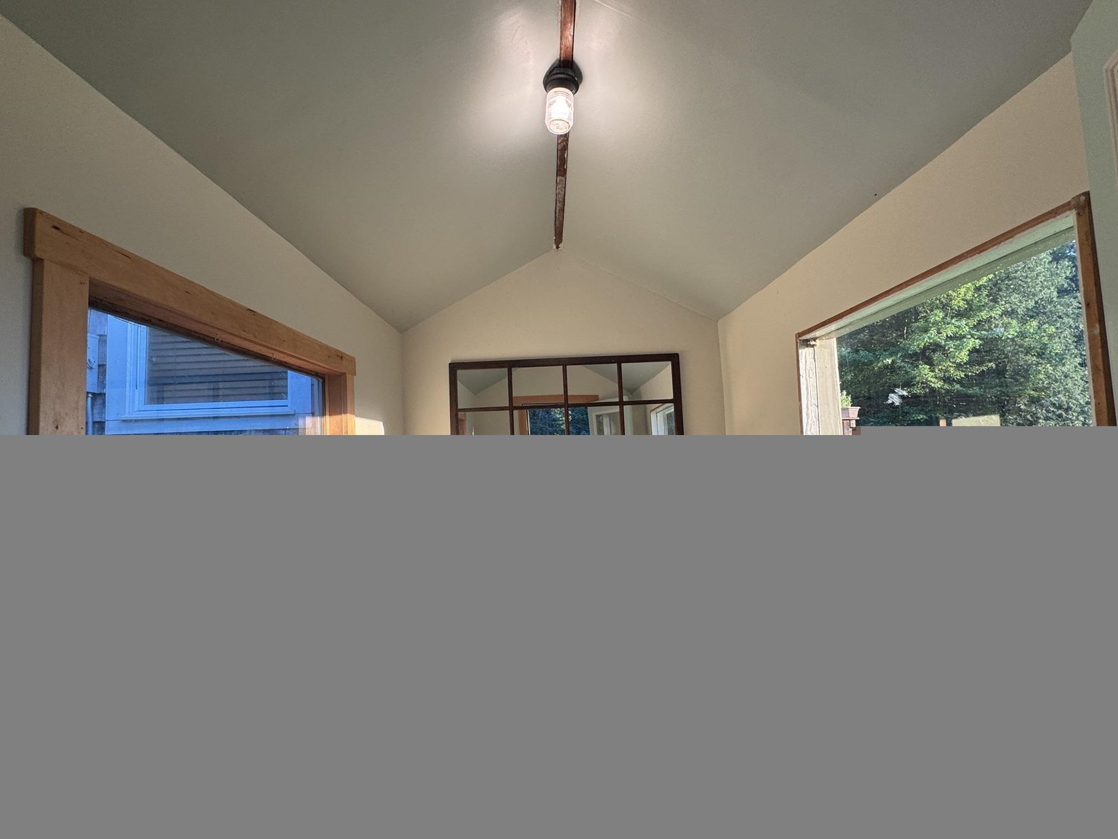 806 Maple Hill Road