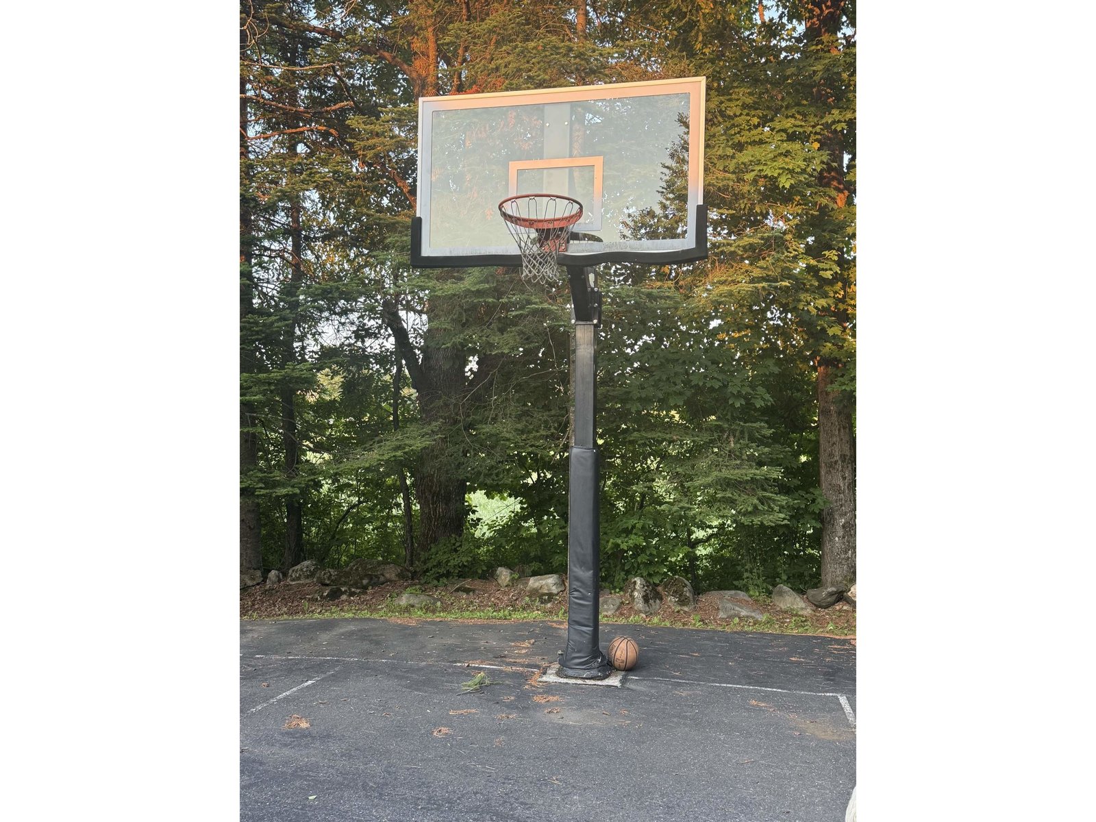 806 Maple Hill Road