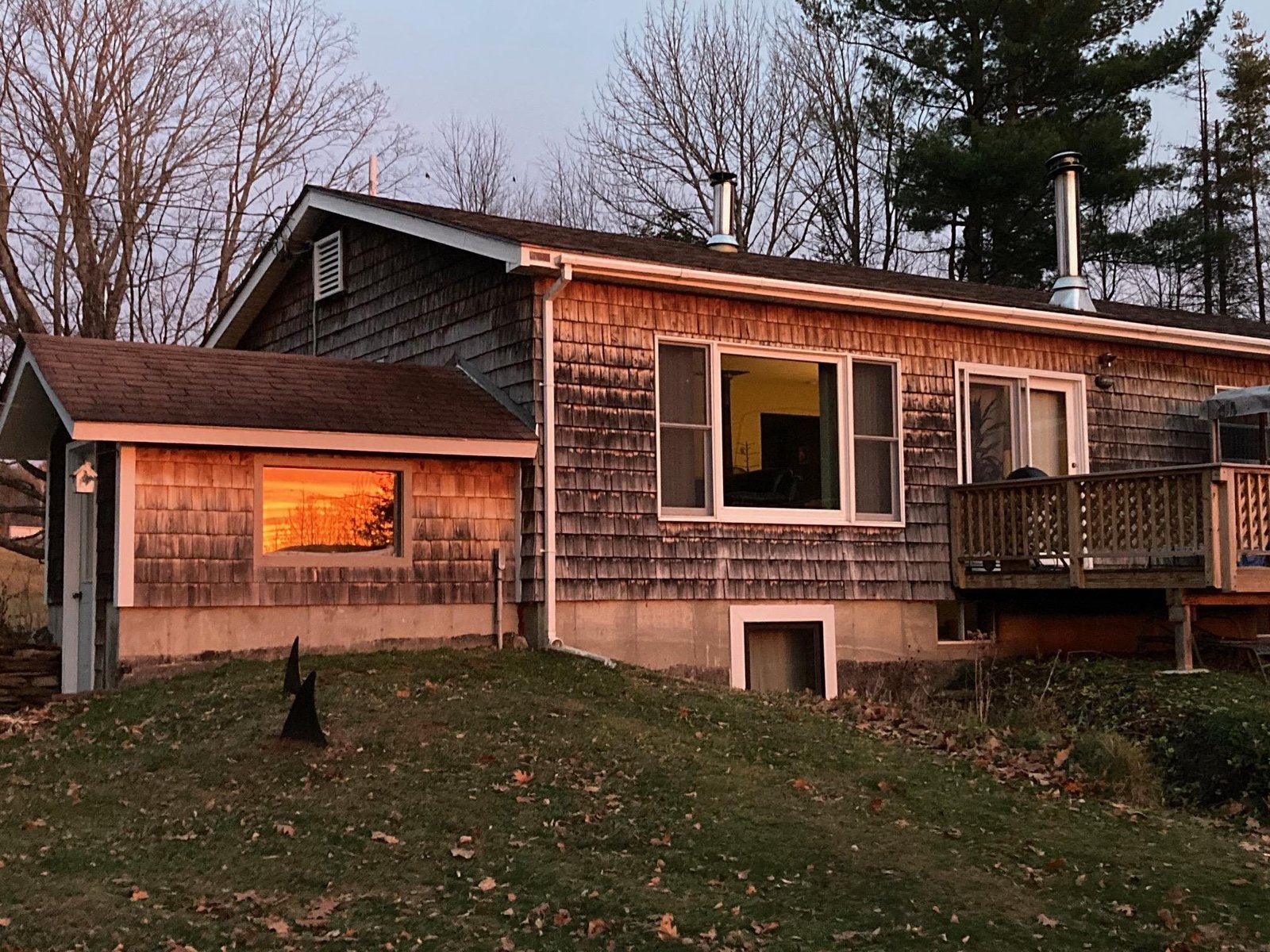 806 Maple Hill Road