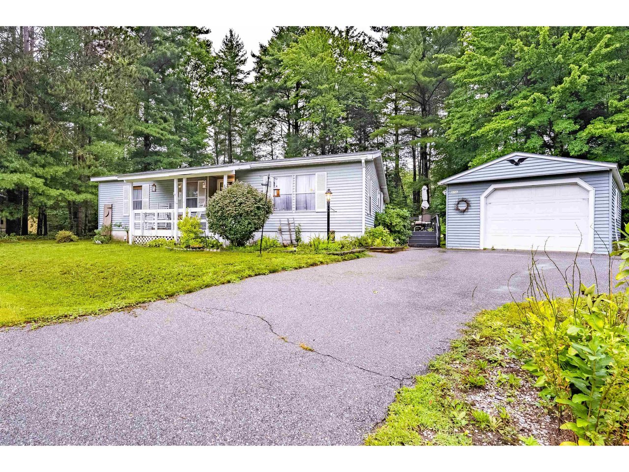 806 Middlewood Road