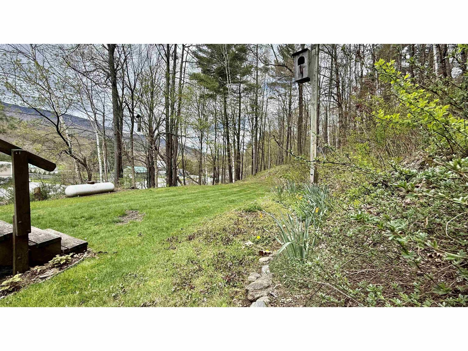 806 Vt Route 15 W