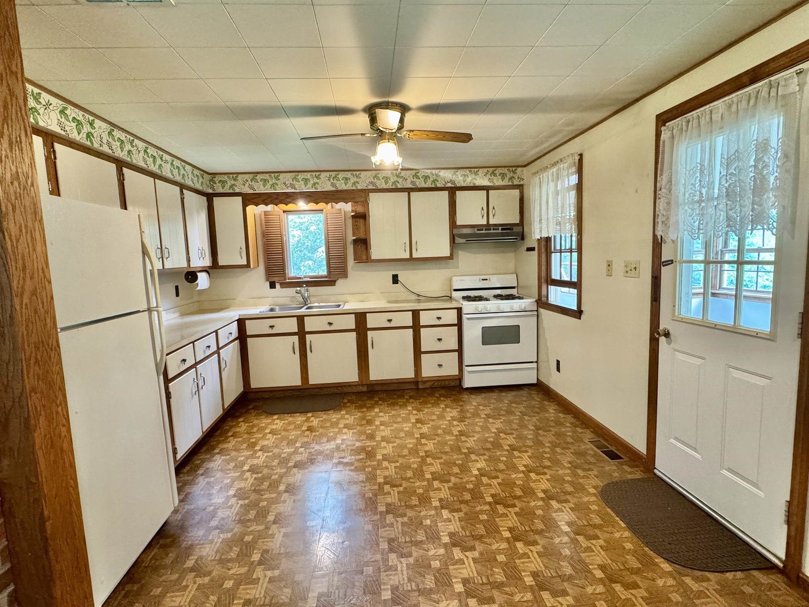 8062 Scotch Hollow Road