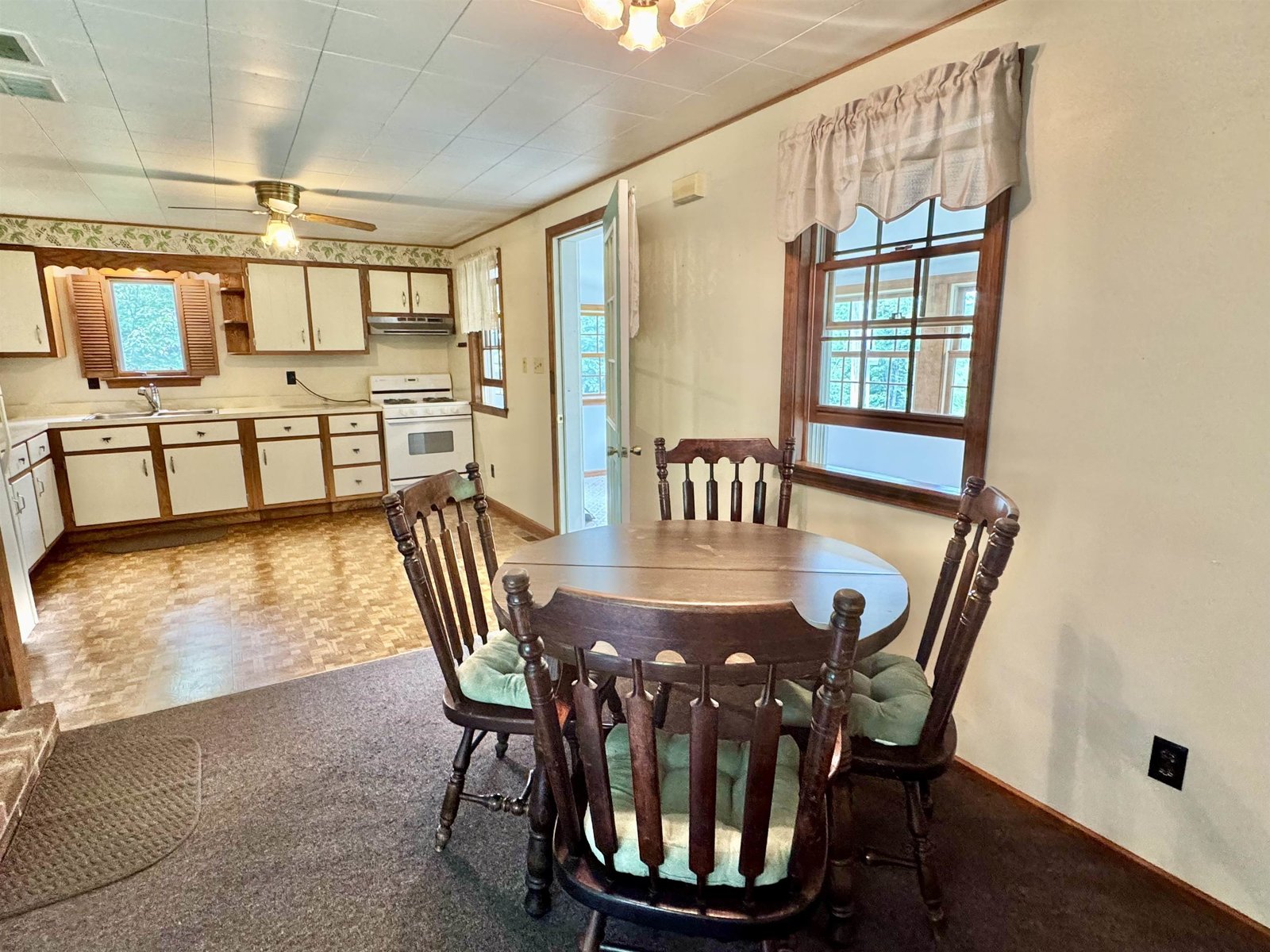 8062 Scotch Hollow Road