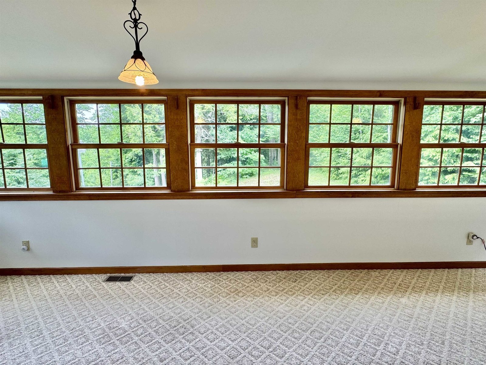 8062 Scotch Hollow Road