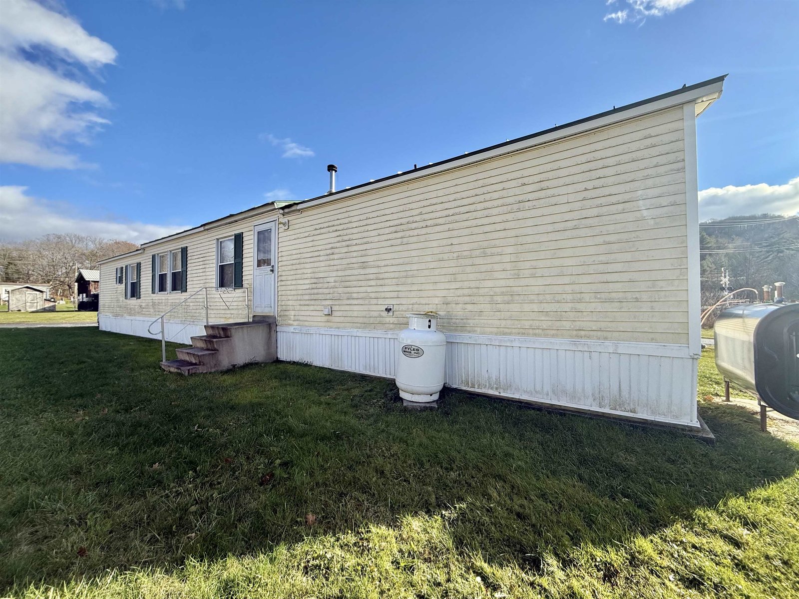 81 Crampton Road, Unit 33