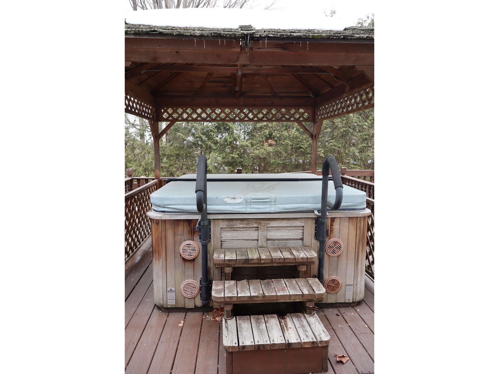 hot tub
