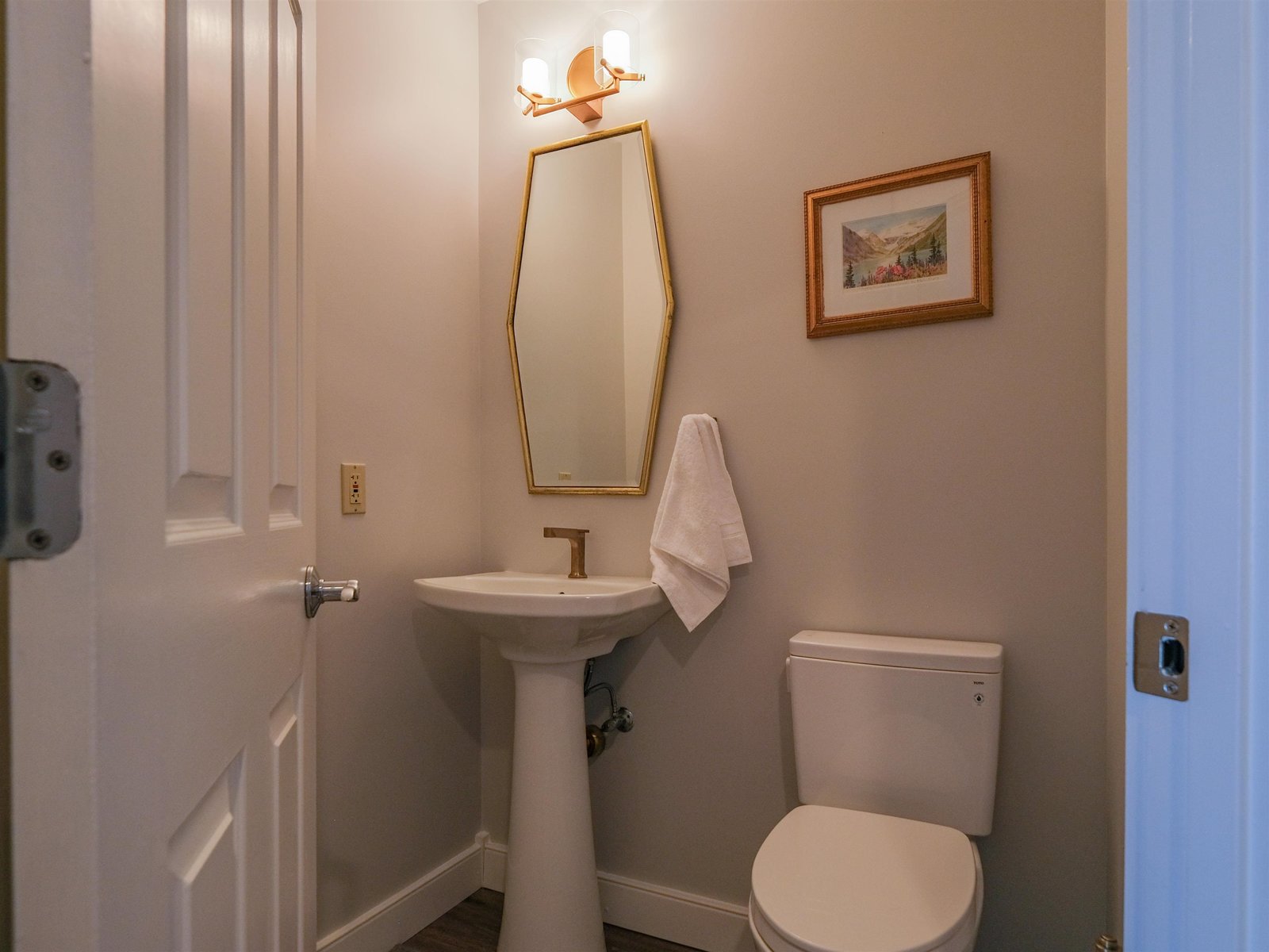 81 Daybreak Drive, Unit I202