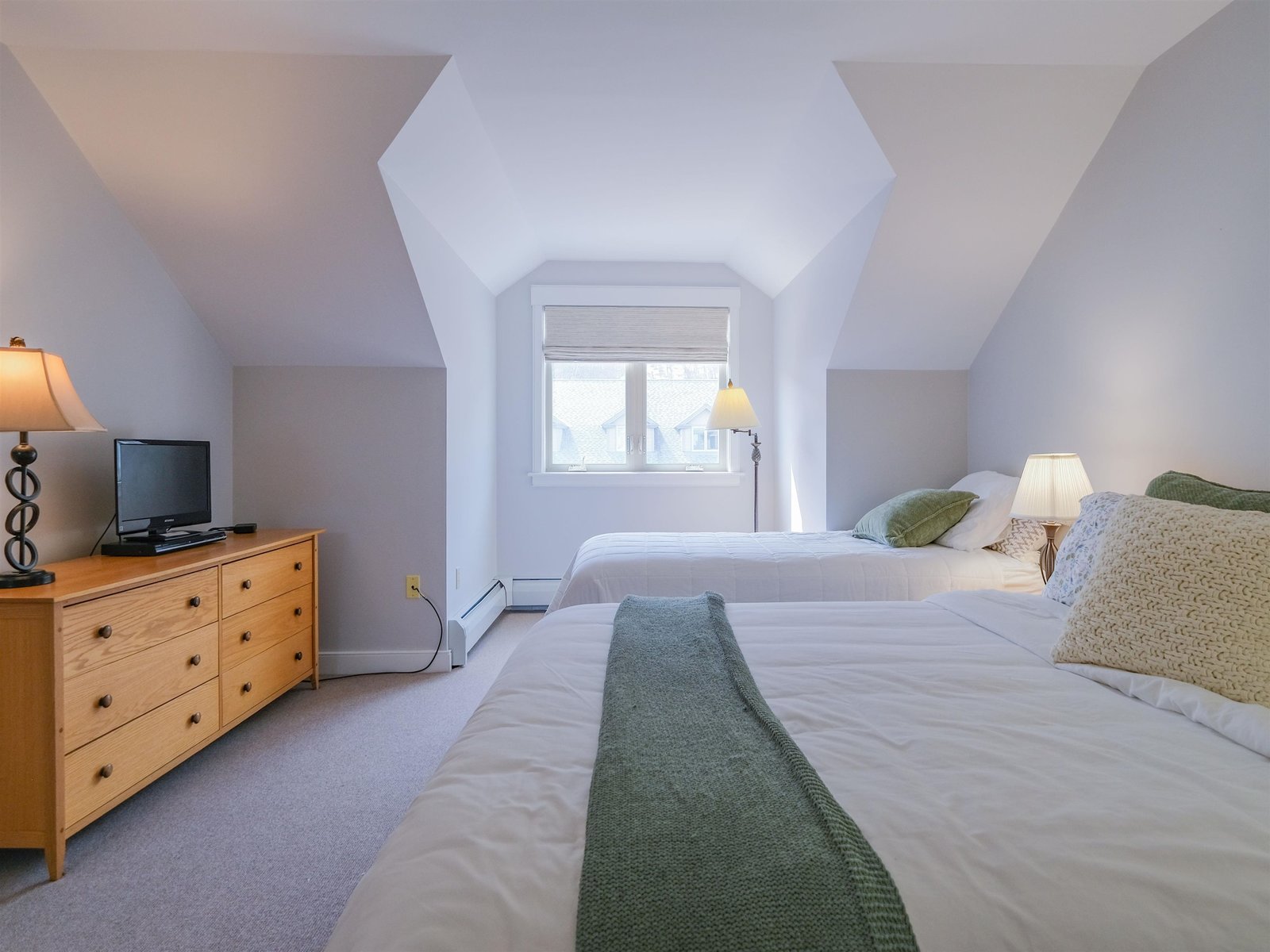 81 Daybreak Drive, Unit I202