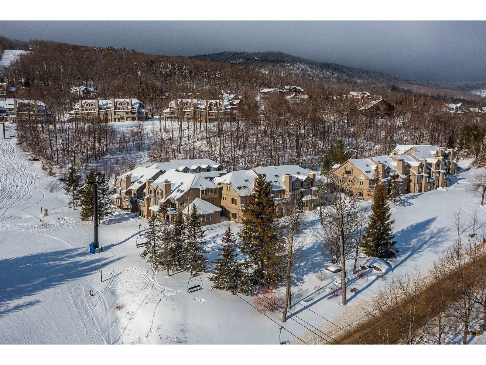 81 Daybreak Drive, Unit I202