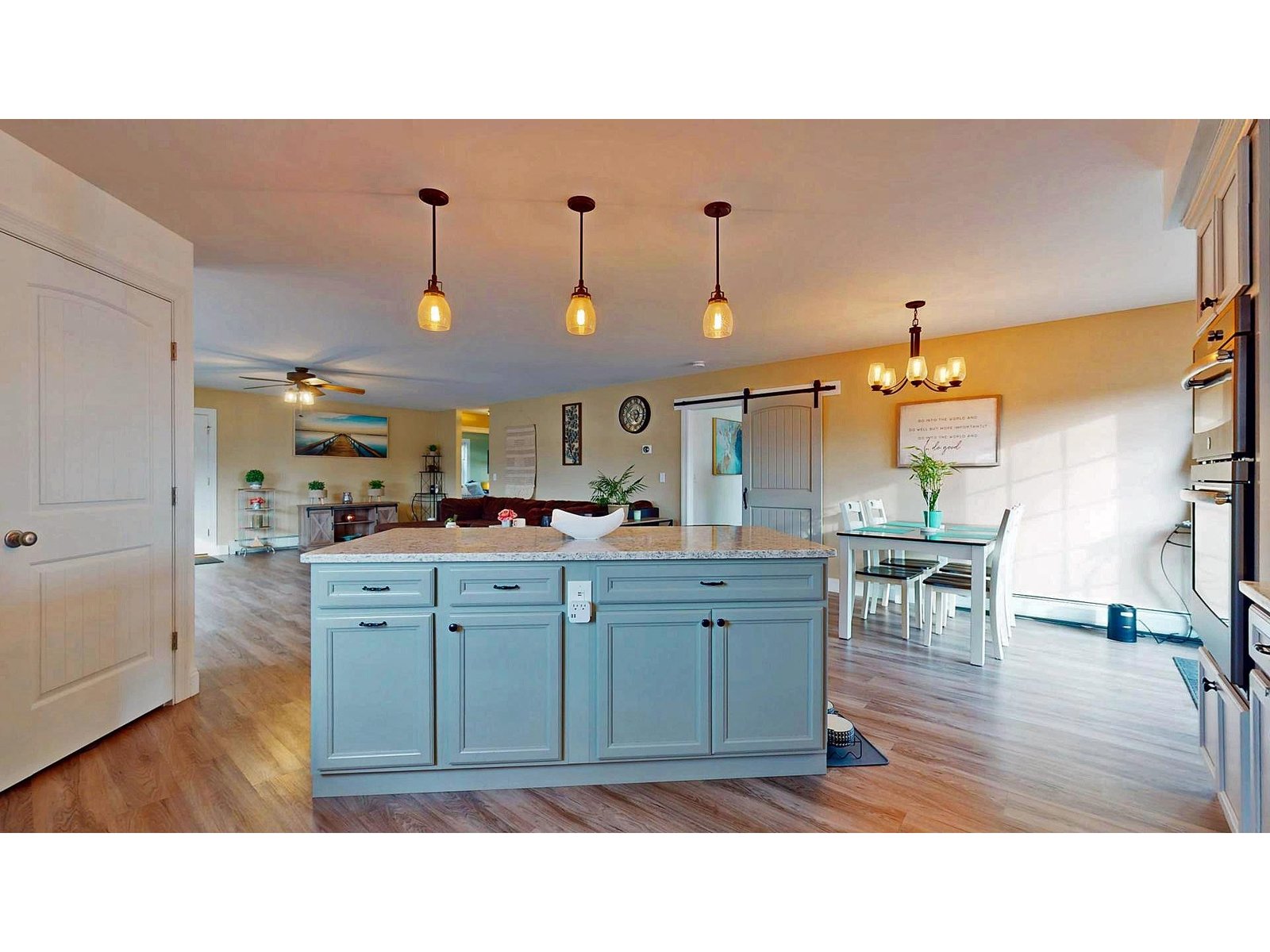 81 Firefly Lane
