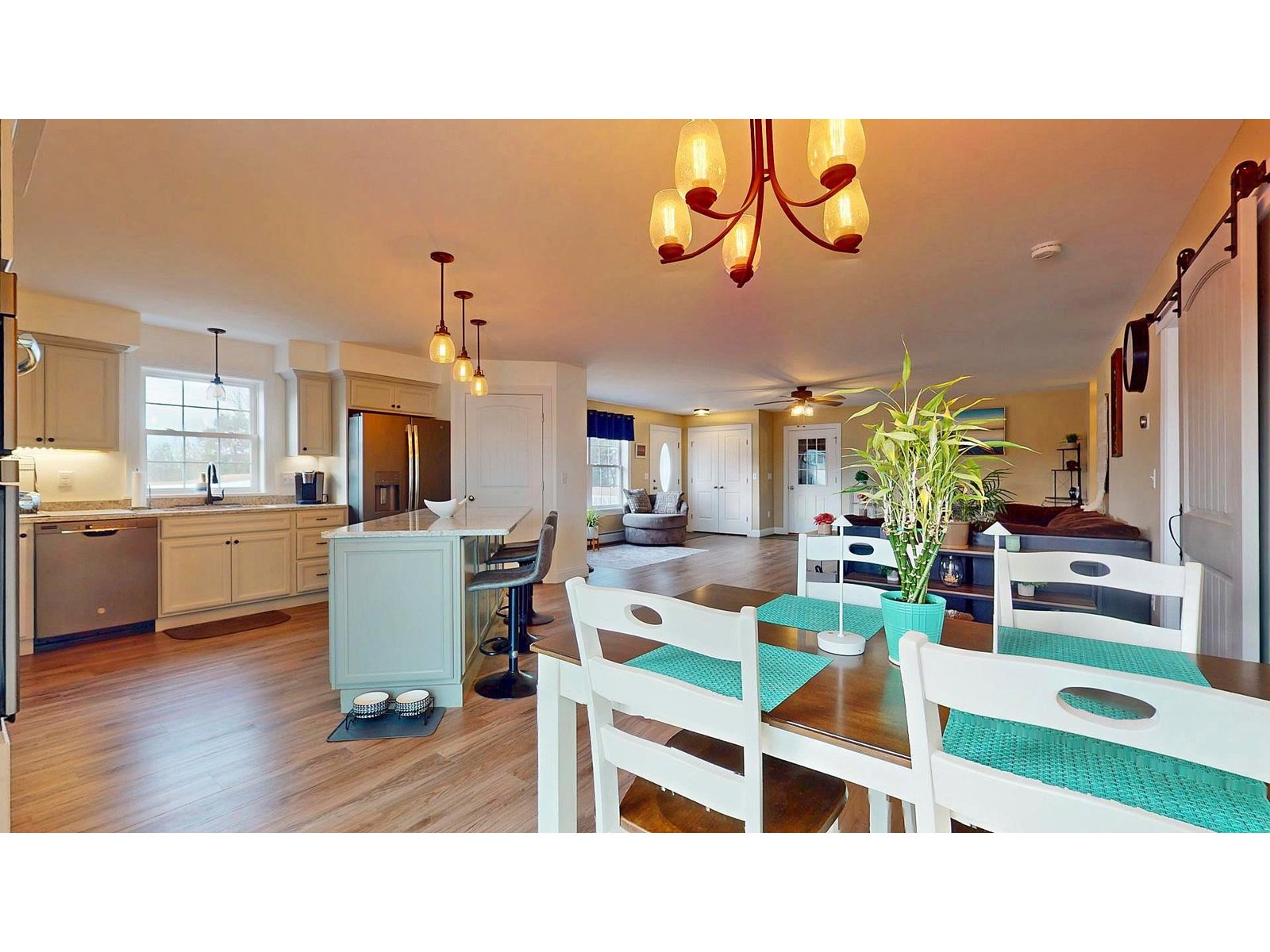 81 Firefly Lane