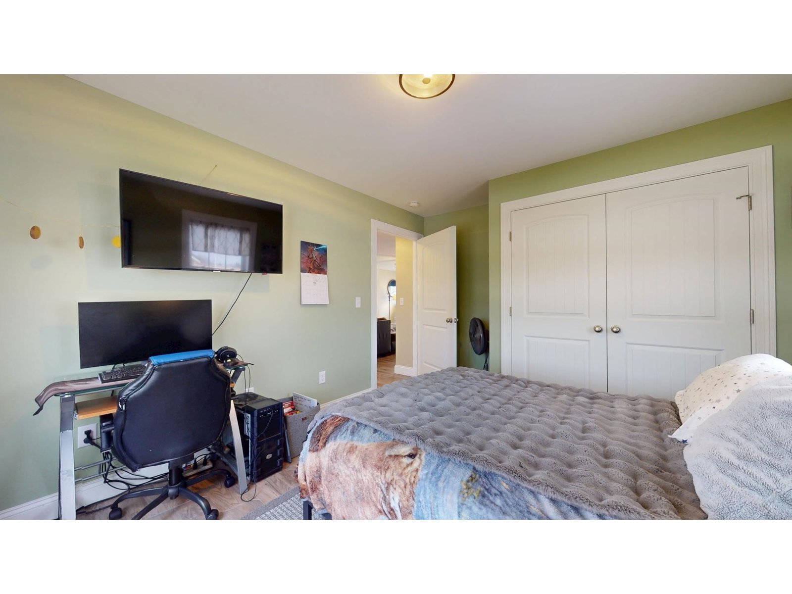 81 Firefly Lane