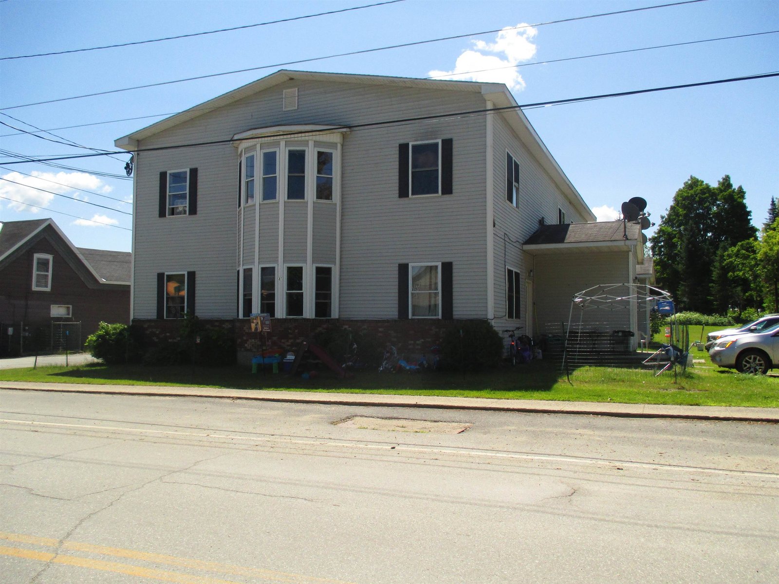 81 Main Street