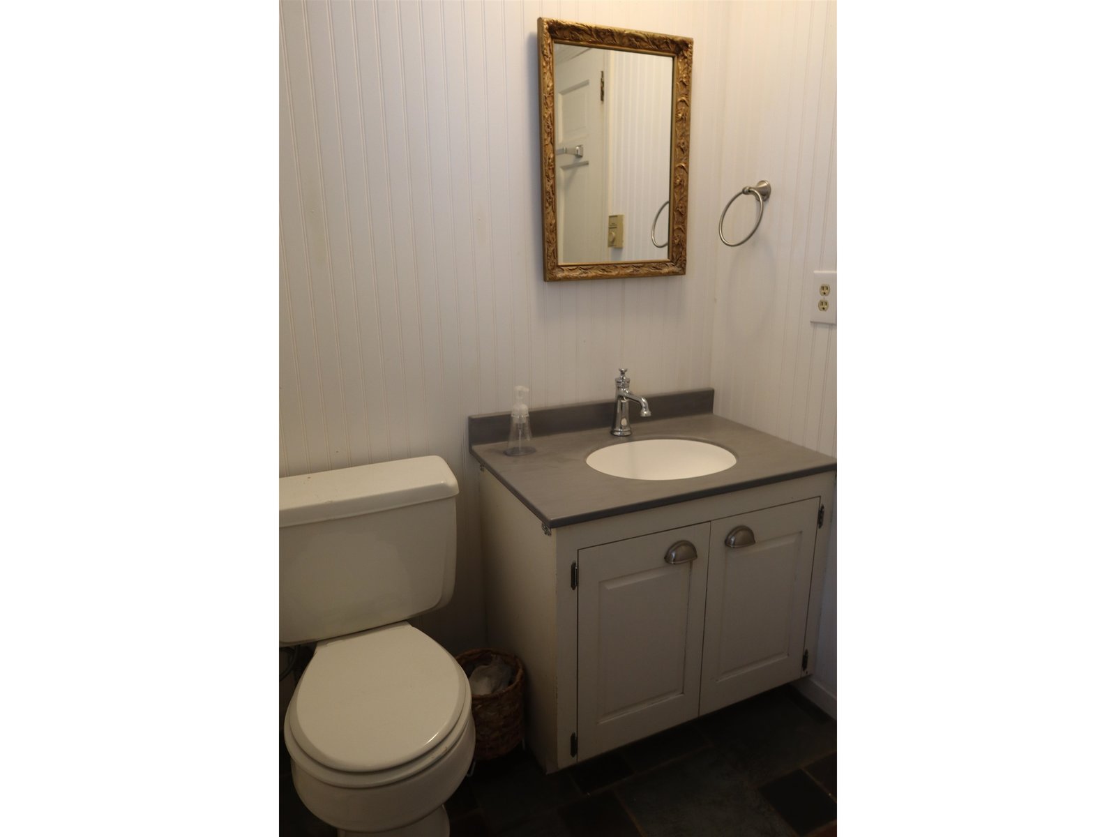 1st floor, 1/2 bathroom