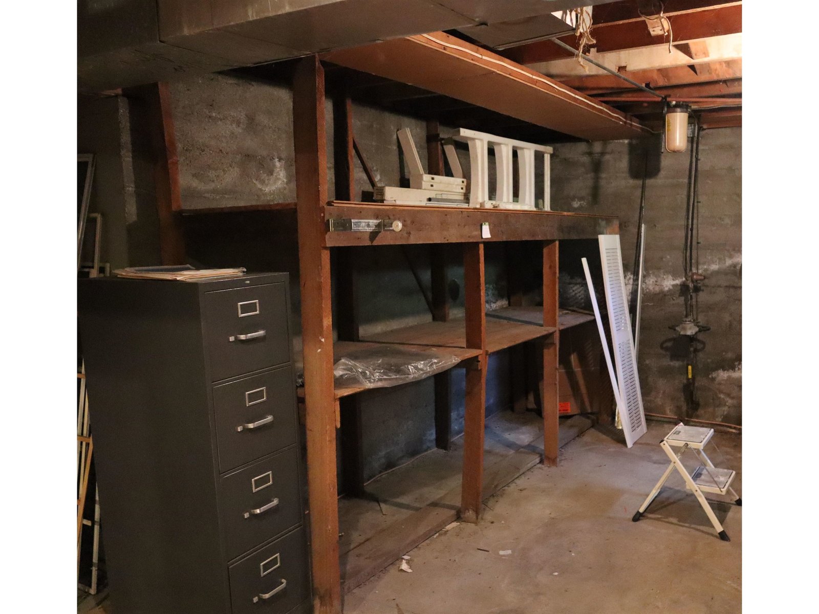 basement work bench